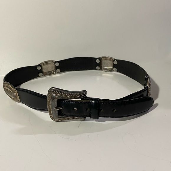FOSSIL Women's Black W/Silver Belt S Description is in pictures (tarnished) - Picture 1 of 9
